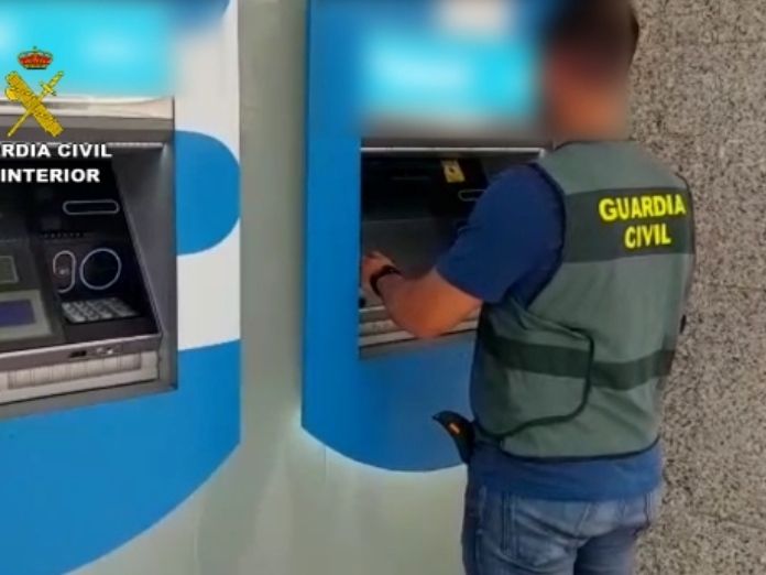 La Guardia Civil alerta de engaños y estafas a personas mayores en los ...